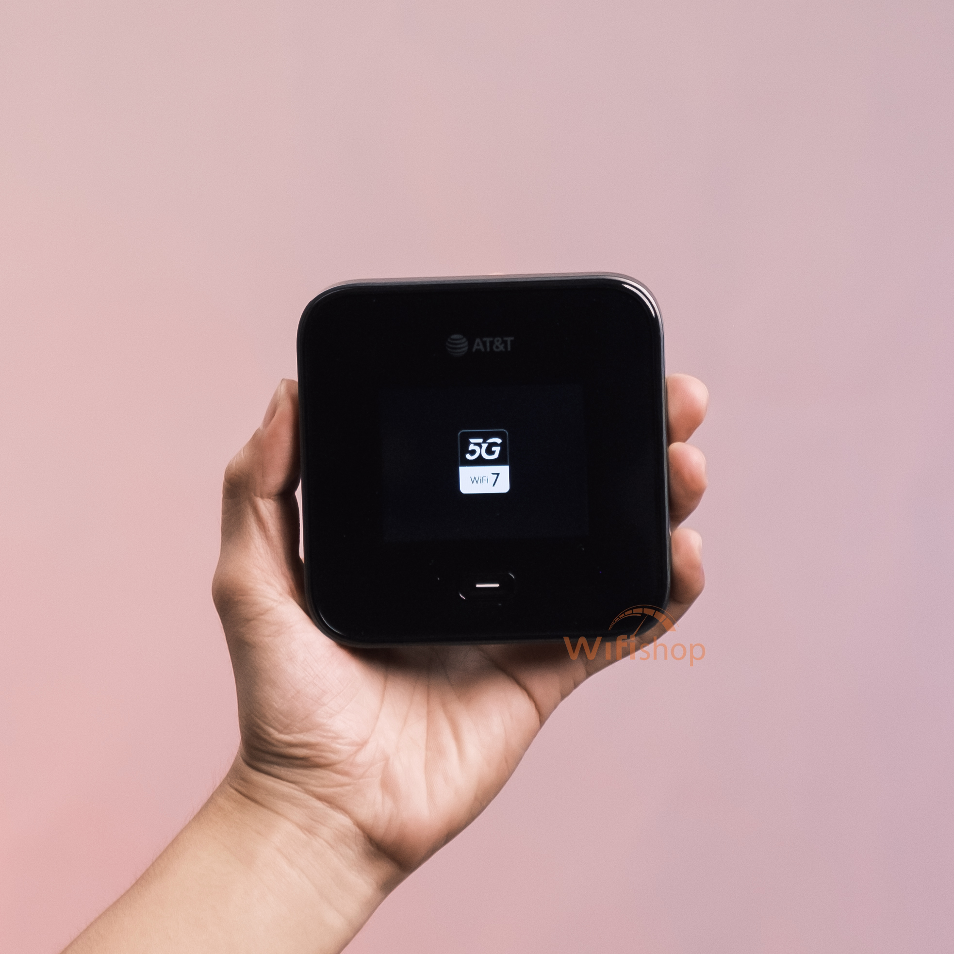 Bộ Phát Wifi 5G Netgear M7 Pro Nighthawk MR7400